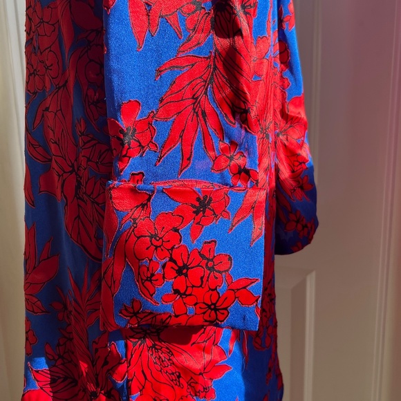 Alice and Olivia Silk Burn Out Dress - Picture 3 of 8